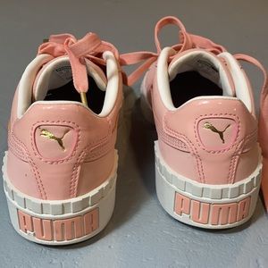 Pink Puma Sneakers Sz 6 NWOT